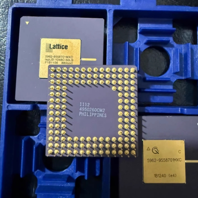 ISPLSI1048C-50LG