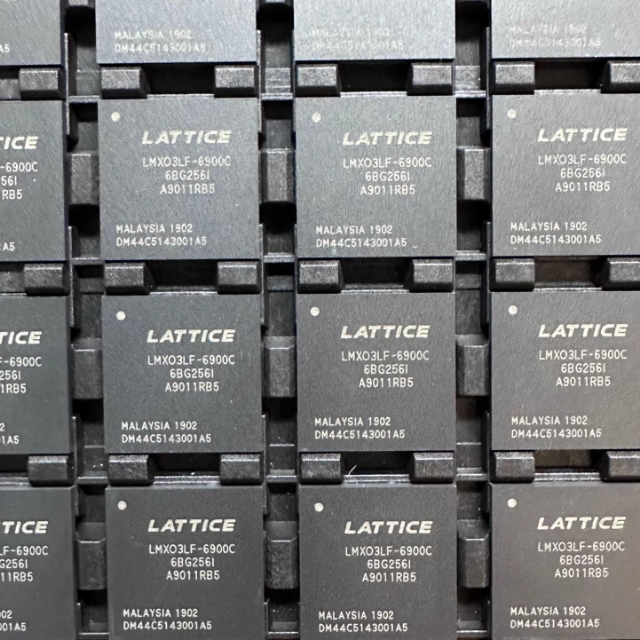 LMXO3LF-6900C-6BG400I